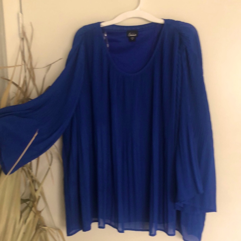 Simply Emma Blouse